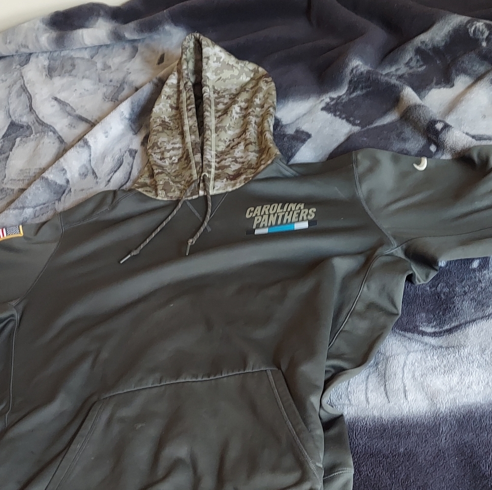 Carolina panthers veteran edition hoodie.